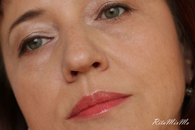 Мое осеннее очарование Enprani Delicate Luminous Lip Gloss # 08 Glam Coral