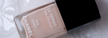 Самый лучший нюд. Chanel Le Vernis Nail Colour # 625 Secret