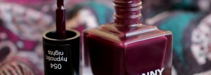 Под гипнозом от Anny Nail Polish # 054 hypnotic nights и в шоке от красоты Dior Diorific Vernis Golden Shock