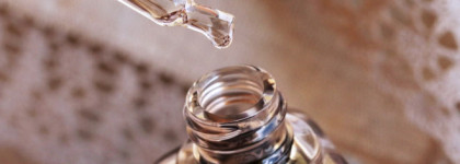 Очередная новинка Estee Lauder ANR Recovery Mask-In-Oil - ночная восстанавливающая маска-масло, и сравнение ее действия с действием капсул Estee Lauder ANR Intensive Recovery Ampoules