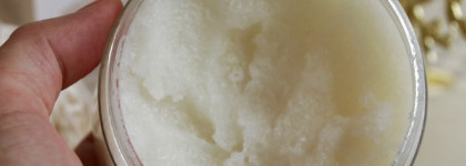 Сollistar The First Talasso-Scrub Shampoo - Первый талассо-скраб и шампунь в одной симпатичной баночке