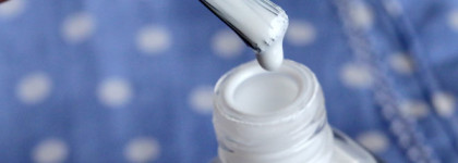 Белоснежное лето 2017 - Dior Vernis Nail Lacquer 002 Optic White