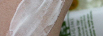 Первое знакомство с брендом Origins. Два средства марки - маска для лица Origins Drink Up и очищающее масло Origins Modern Friction