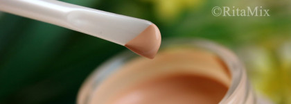 Shiseido Future Solution LX Total Radiance Foundation SPF 15 в оттенке I20