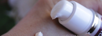 Аптечный антивозрастной уход вокруг глаз - Uriage Isodense Eye Contour Care