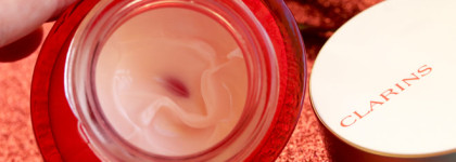 Два крема Clarins из антивозрастной линейки Super Restorative