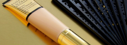 Увлажняющий тональный крем Estée Lauder Futurist Hydra Rescue Moisturizing Makeup Fond de teint hydratant Spf 45 (2N1 Desert Beige) на возрастной коже 55+