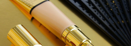 Увлажняющий тональный крем Estée Lauder Futurist Hydra Rescue Moisturizing Makeup Fond de teint hydratant Spf 45 (2N1 Desert Beige) на возрастной коже 55+