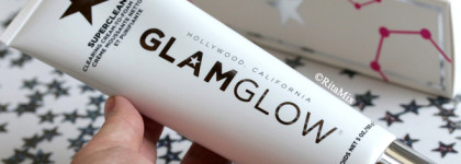 Серия средств Glamglow Super с лёгкими кислотами в уходе за возрастной кожей