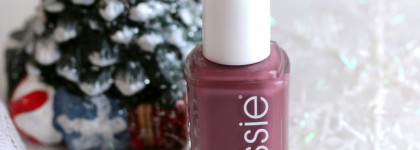 Essie nail lacquer # 41 Island hopping - приглашение к путешествию