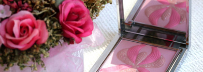 Sisley L'Orchidee Rose highlighter blush with white lily # 2 - румяна-хайлайтер с белой лилией в розово-лиловом оттенке