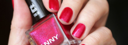 Какие времена, такие и праздники. ANNY Nail Polish # 110.50 pink flash и # 357 granite star