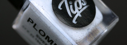 Tips Nail Polish Plombir. Мое первое знакомство с Tips, которое оказалось не таким "изумительно вкусным", как хотелось