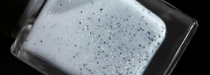 Tips Nail Polish Plombir. Мое первое знакомство с Tips, которое оказалось не таким "изумительно вкусным", как хотелось