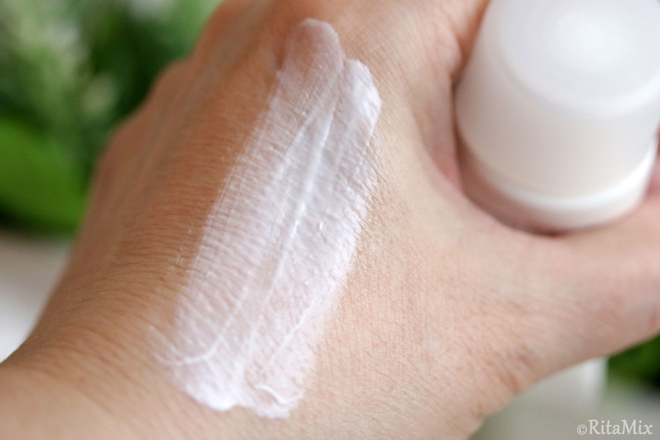 Avene: очищающий лосьон Tolerance и две маски для лица - Soothing Radiance и DermAbsolu Recontouring