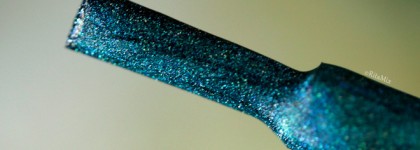 Polish Molish Sea Bay - линейный голографик с морским настроением