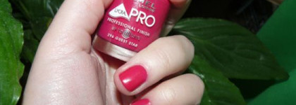 Дикая роза и спелая малинка. Лаки French Manicure № 445 и Lycra Pro № 296 от Rimmel