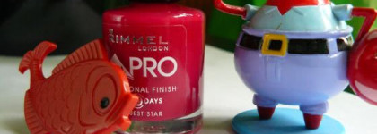 Дикая роза и спелая малинка. Лаки French Manicure № 445 и Lycra Pro № 296 от Rimmel