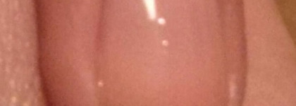 Парочка из обновленной линейки Revlon: базовое покрытие и лак