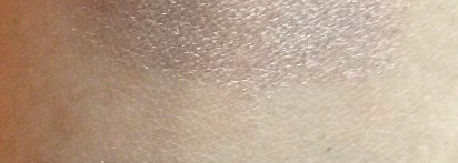 Тени из осенней коллекции  Chanel Ombre Essentielle Soft Touch Eyeshadow #101 Gri-Gri