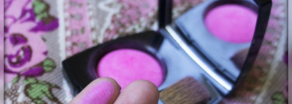 Ультра-розовый пост с румянами Chanel Joues Contraste Powder Blush № 74 Ultra Rose