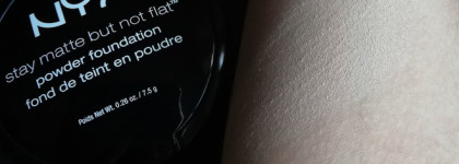 Две пудры без талька в составе: Nyx и KM-cosmetics