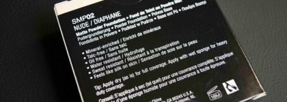 Две пудры без талька в составе: Nyx и KM-cosmetics