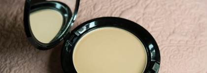 Две пудры без талька в составе: Nyx и KM-cosmetics