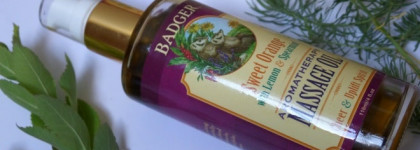 Приятный уход и профилактика целлюлита с Badger Sweet Orange with Lemon and Spearmint Massage Oil