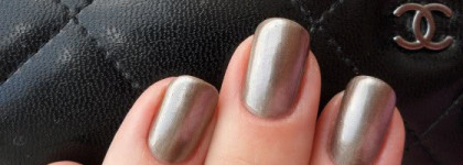 Chanel Le Vernis Quartz и Chanel Le Vernis Graphite - лаки, опережающие время, время года