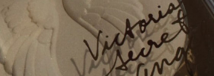 Victoria's Secret Angel Gold Fragrant Shimmer Powder - парфюмированный шиммер для тела для начинающих