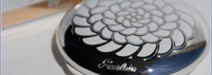 Guerlain Meteorites Compact UV Shield Pressed Powder Protective, Illuminating & Mattifying SPF 30+ PA +++ 00 Blanc de Perle (Азиатская "постоянка")