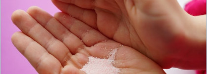 Kanebo Refreshing Powder Wash / Пилинг-пудра для умывания