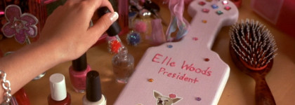 Clinique Happy в к/ф "Блондинка в законе"