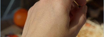 Origins Ginzing Into the Glow Brightening Serum выравнивает тон и сокращает поры