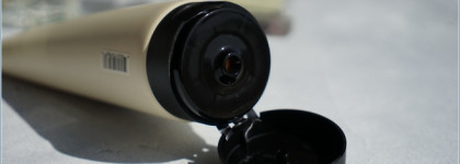 Jo Malone London Pomegranate Noir Exfoliating Shower Gel - очищающий гель-скраб для тела