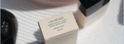 Chanel Les Beiges Sheer Healthy Glow Tinted Moisturizer SPF 30 / PA++ #Medium Light - лёгкий тон для холодного времени года