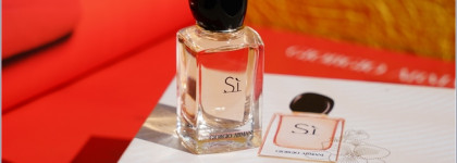 Трижды "Да" от Giorgio Armani: Si, Si Passione, Si Fiore