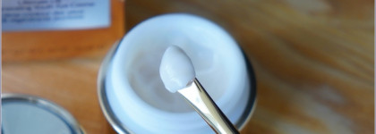 Estee Lauder Re-Nutriv Ultimate Lift Regenerating Youth Eye Cream - люкс уровня премиум