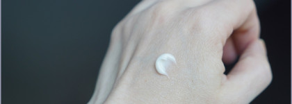 Estee Lauder Re-Nutriv Ultimate Lift Regenerating Youth Eye Cream - люкс уровня премиум