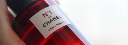 №1 de Chanel L'Eau Rouge Revitalizing Fragrance Mist - свой запах только люкс