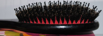 Деревянная щетка для волос Avon Advance Techniques