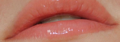 Блеск для губ Avon Plump pout - Pink nectar