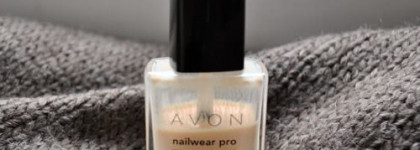 Лак для ногтей Avon "Nailwear pro" Vanilla shake
