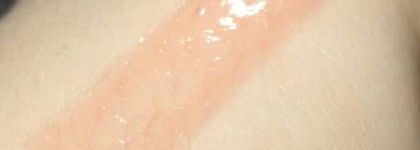 Блеск для губ Dior Addict Ultra – Gloss Reflect, оттенок 137 Beige Trench