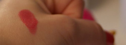 Помада от Lumene Cranberry Кiss