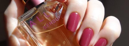 Chanel Le vernis # 533 April, # 535 May