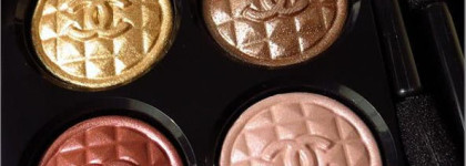 Рождественская палетка Chanel Quadra Eye Shadow Harmonie Du Soir