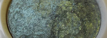 Праздничное настроение с минеральными тенями Mac Glitter and Ice Mineralise Eye Shadow