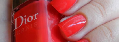 Красное желе от Dior